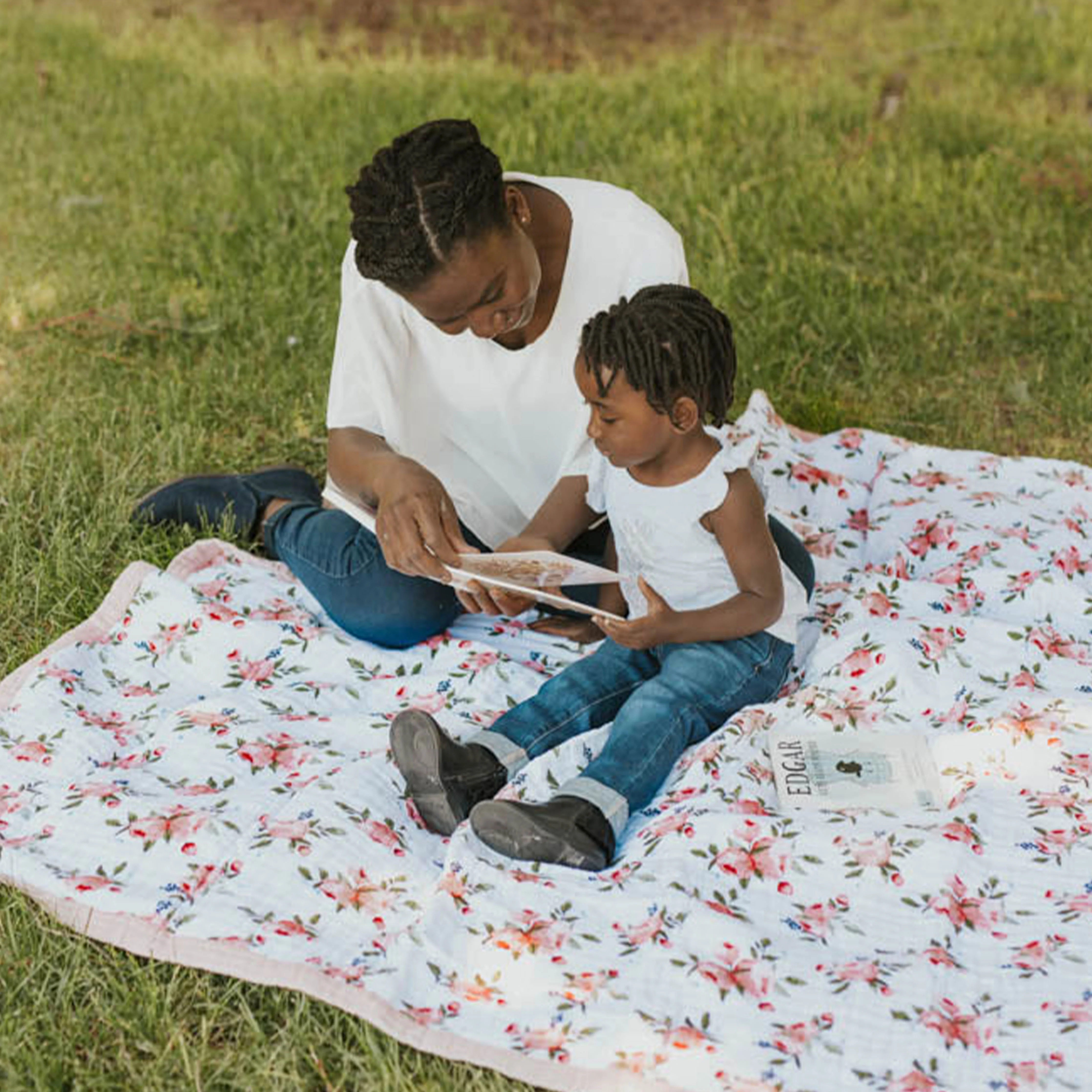 Cotton Muslin Quilted Throw - Watercolor Roses - Image 7