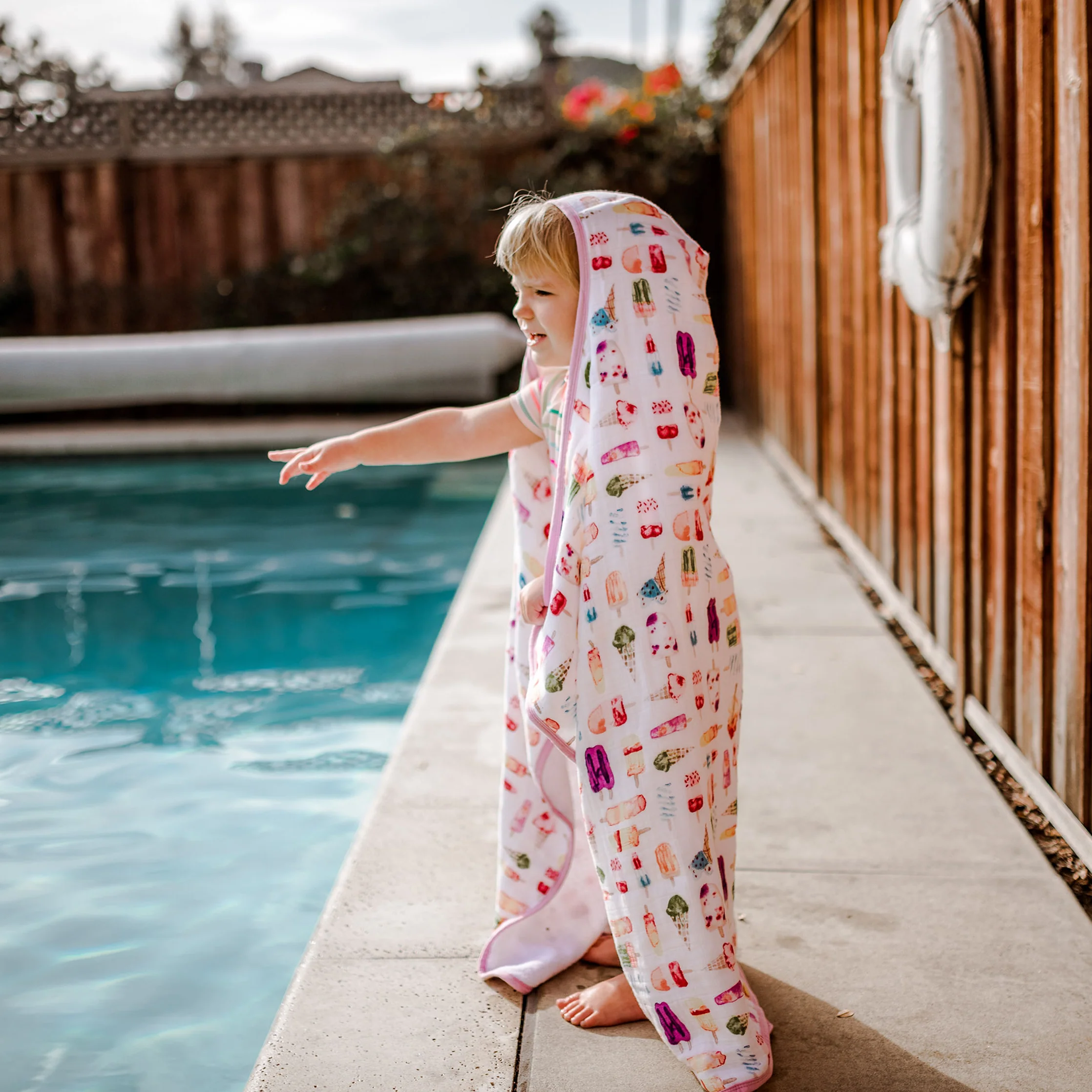 Toddler Hooded Towel - Brain Freeze - Image 6