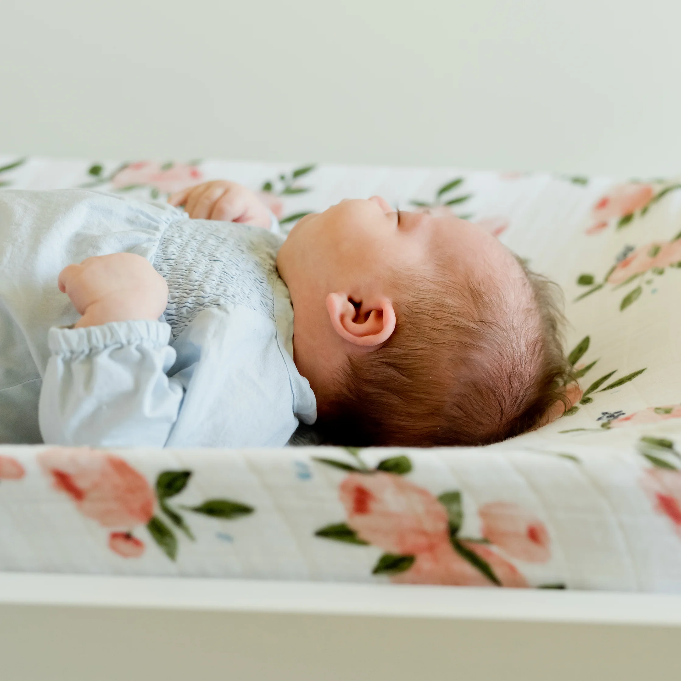 Cotton Muslin Changing Pad Cover - Watercolor Roses - Image 3