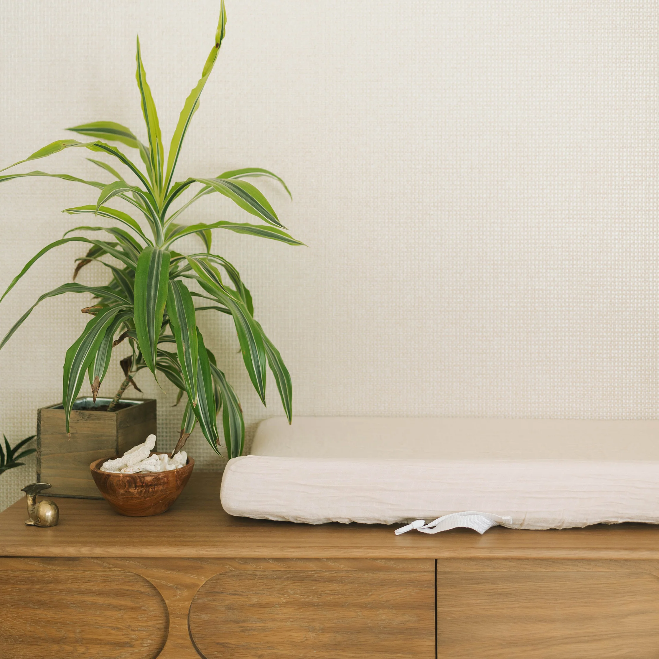 Cotton Muslin Changing Pad Cover - White - Image 4