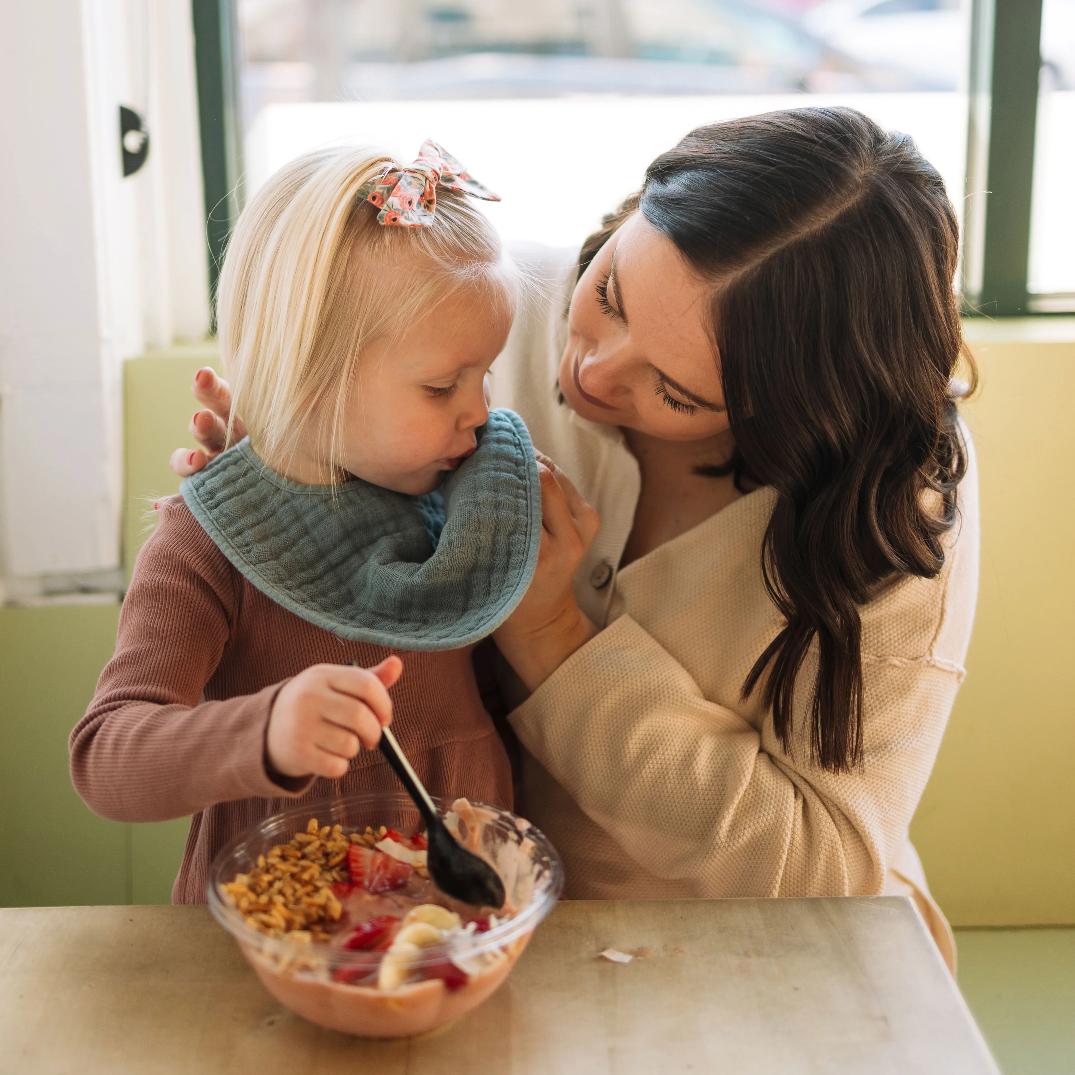Cotton Muslin Classic Bib 3 Pack - Farmyard - Image 11