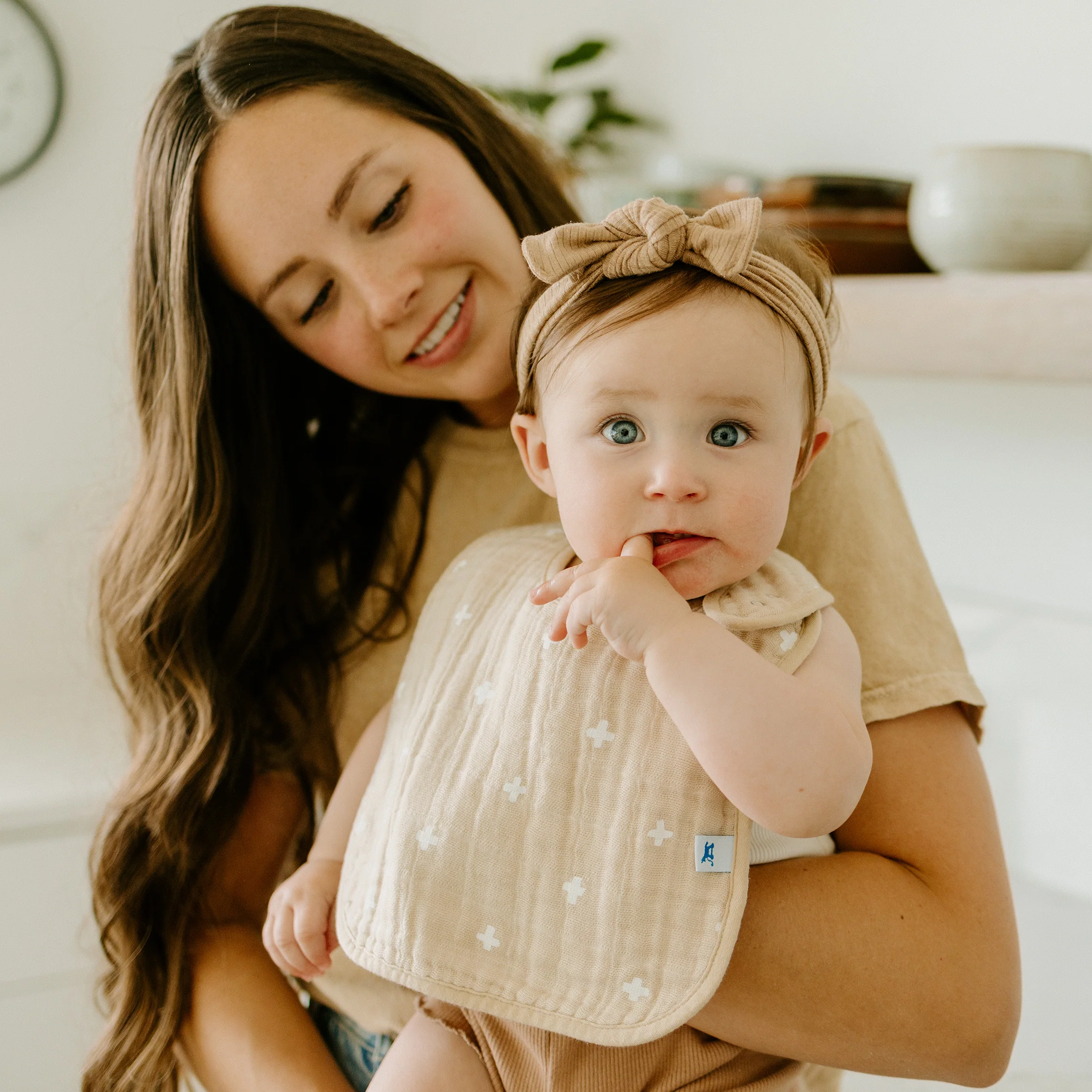 Cotton Muslin Classic Bib 3 Pack - Llama Llama - Image 8