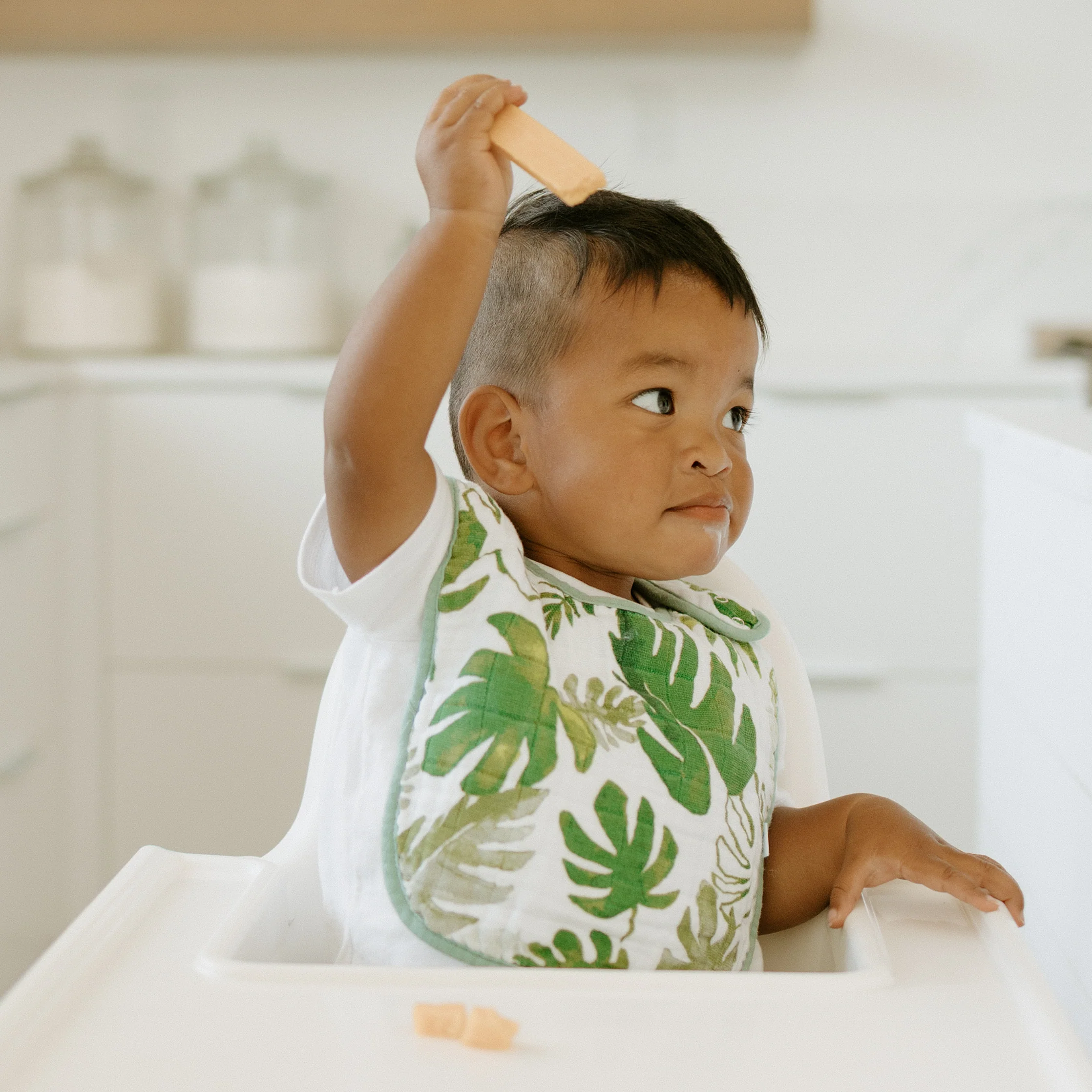 Cotton Muslin Classic Bib 3 Pack - Tropical Leaf - Image 10