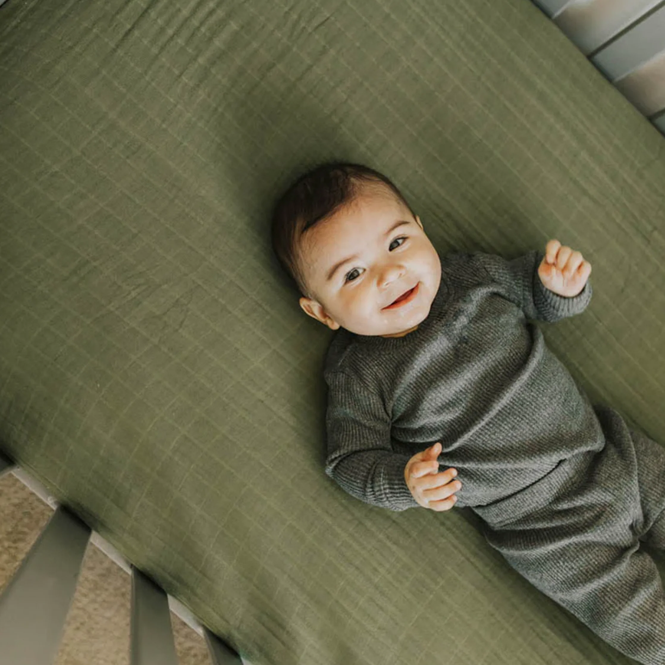 Cotton Muslin Crib Sheet - Fern - Image 5