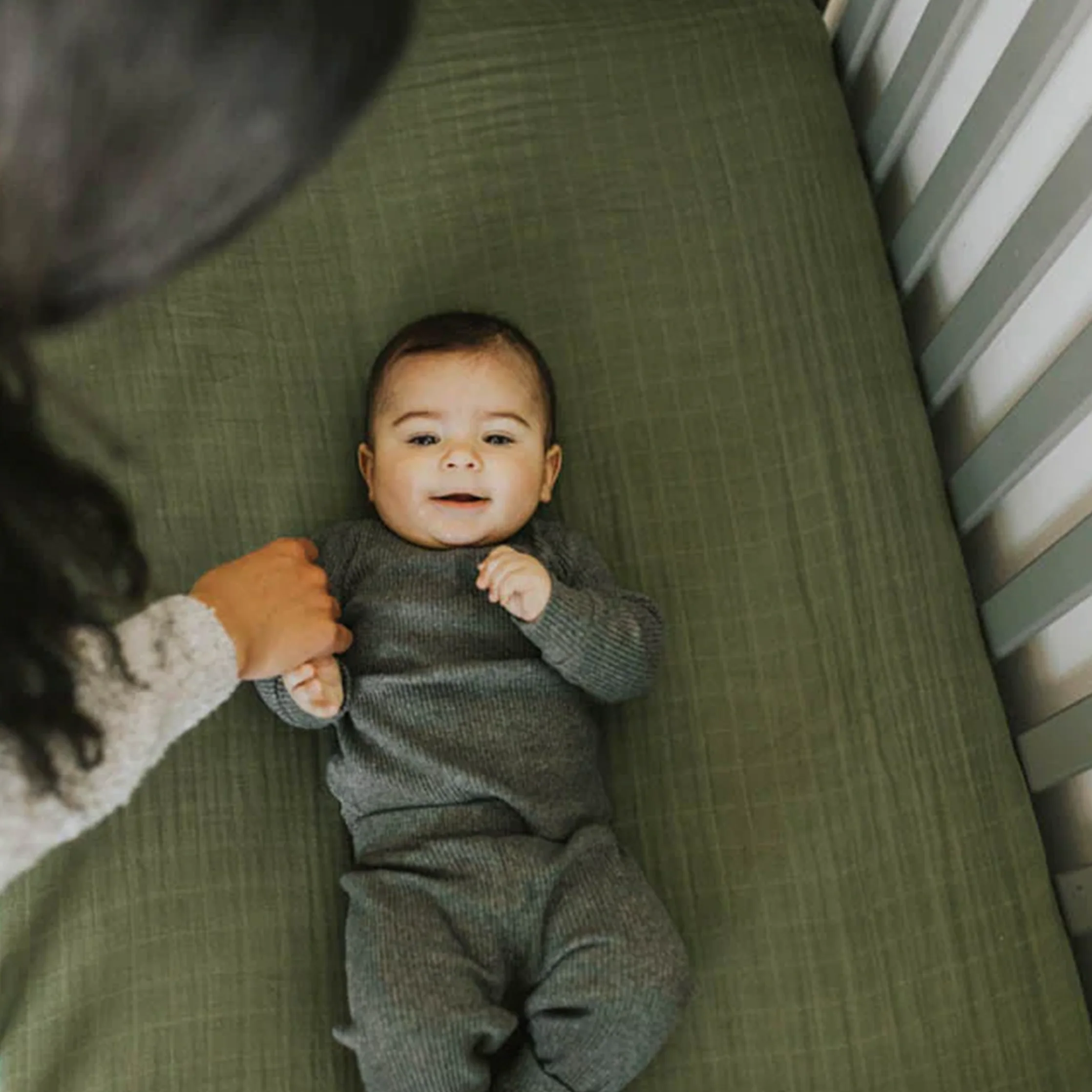 Cotton Muslin Crib Sheet - Fern - Image 6