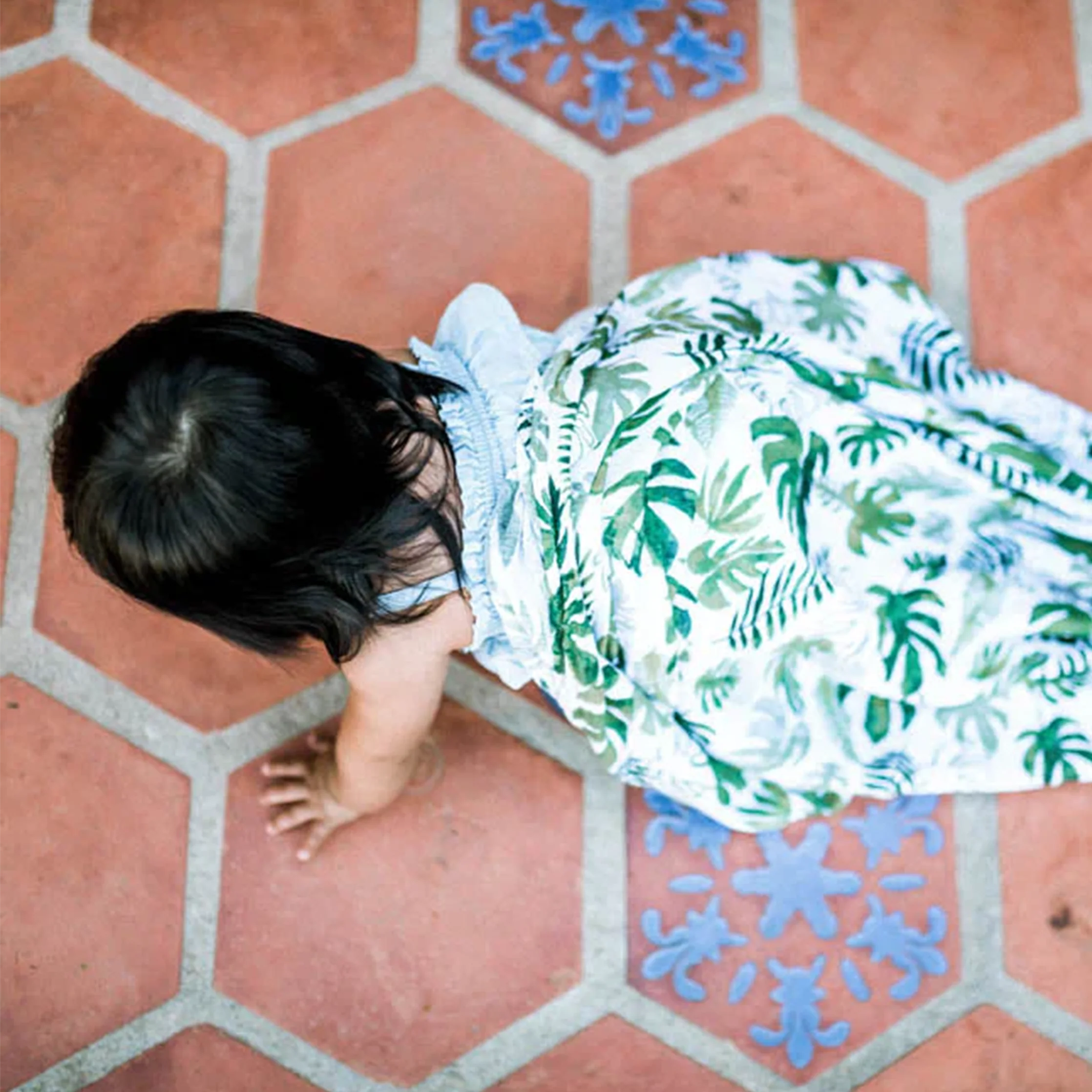 Cotton Muslin Swaddle Blanket - Tropical Leaf - Image 10